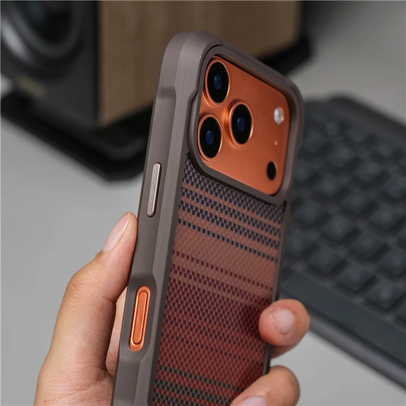 Tech Accessories Hard Case - Original Geometric Tech Woven Magnetic Case