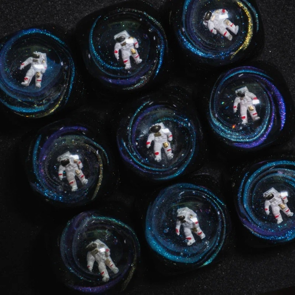 Artisan Keycap Astronaut Resin - Tech Gaming Accessories review and price